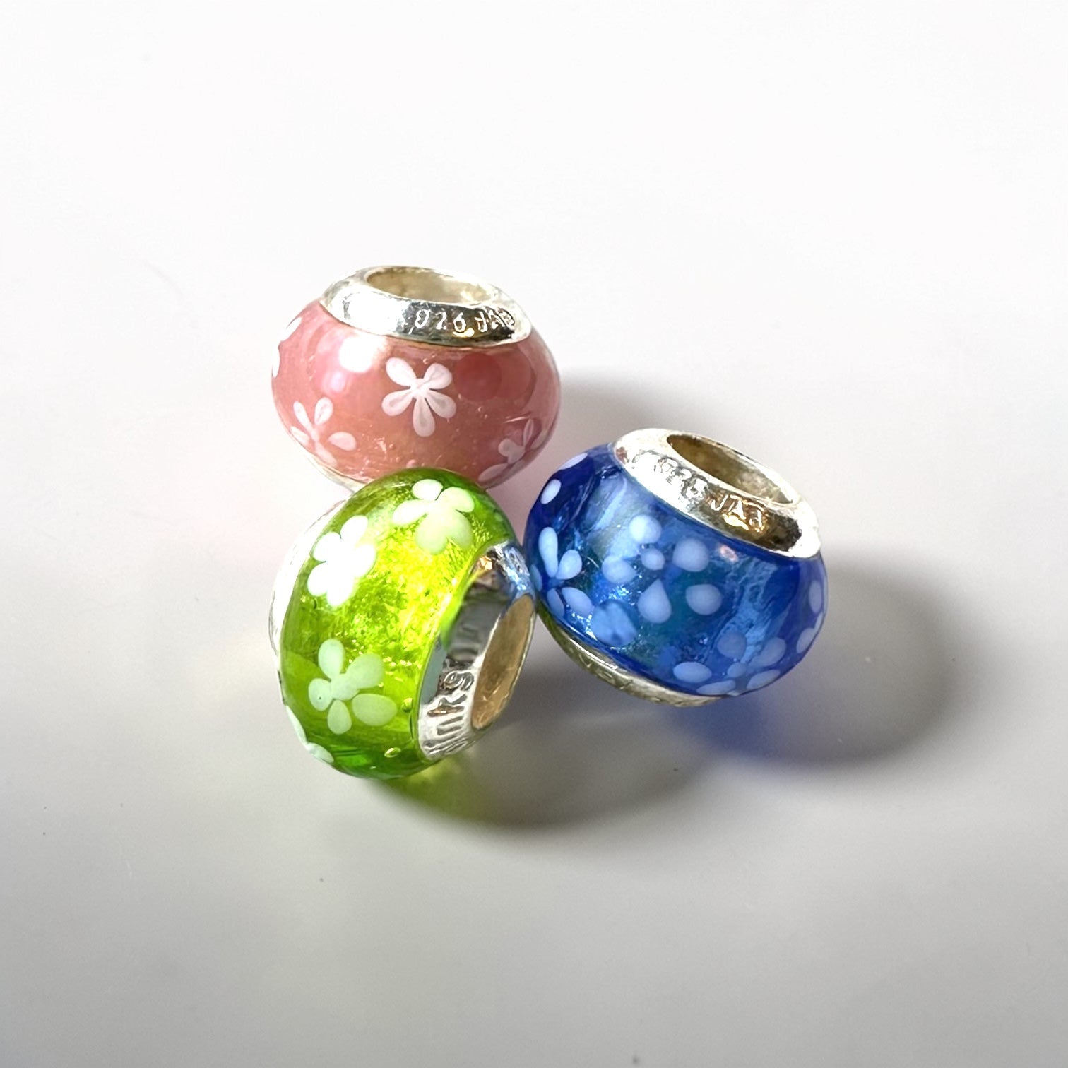 春の新作を配送料無料で手にいれるチャンス！